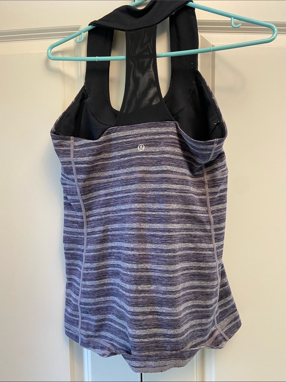 lululemon athletica Black Striped Racerback Tank Women’s size 8 - Picture 2 of 2
